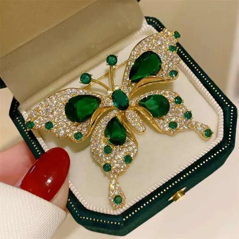 Fashion Women Girls Elegant Emerald Crystal Butterfly Brooches Badges Classic Lady Dress Suit High-end Pins Jewelry